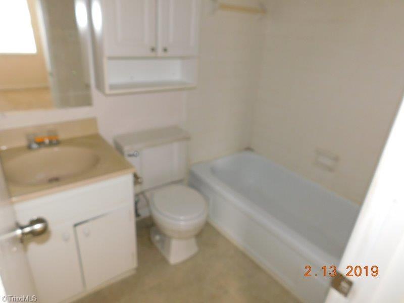 5703 Bramblegate Road, Unit K Greensboro, NC 27409 - Photo 23 of 25 Gallery Image 23