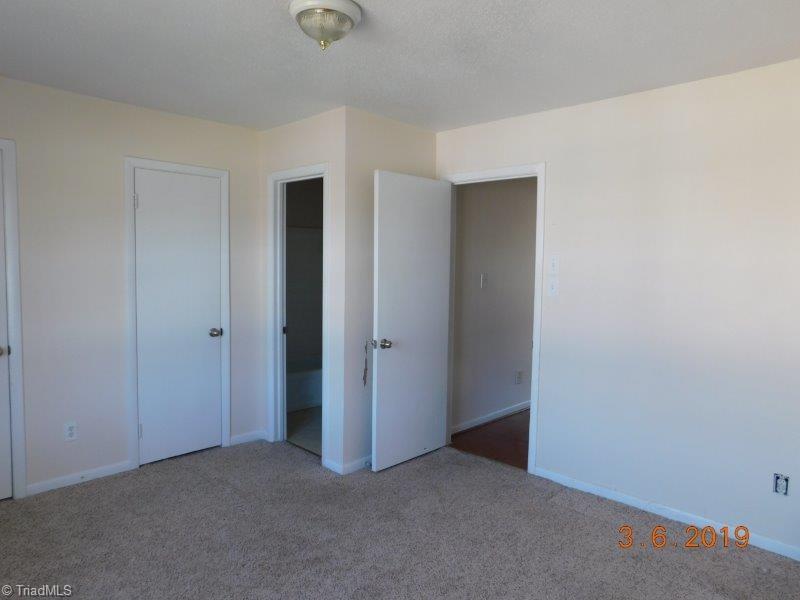 5703 Bramblegate Road, Unit K Greensboro, NC 27409 - Photo 5 of 25 Gallery Image 5