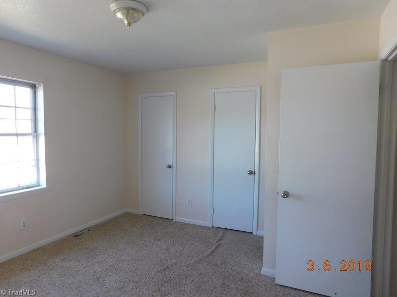5703 Bramblegate Road, Unit K Greensboro, NC 27409 - Photo 6 of 25 Gallery Image 6