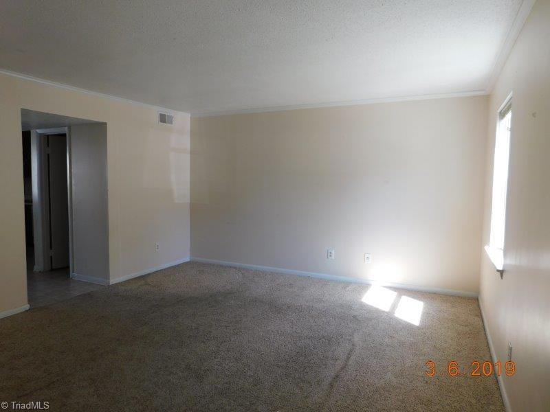 5703 Bramblegate Road, Unit K Greensboro, NC 27409 - Photo 9 of 25 Gallery Image 9