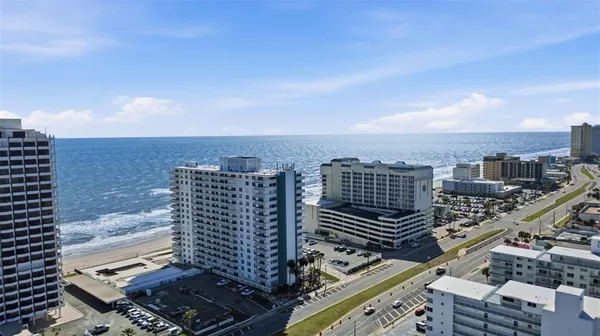 $160,000 | 2800 North Atlantic Avenue, Unit 105, Daytona Beach, FL 32118