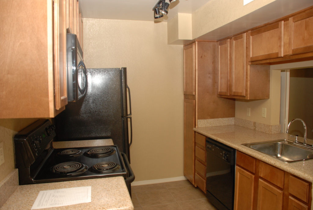 3500 North Hayden Road, Unit 407 Scottsdale, AZ 85251 - Photo 4 of 10 a bathroom with a sink and a mirror
