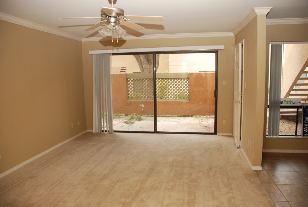 3500 North Hayden Road, Unit 407 Scottsdale, AZ 85251 - Photo 6 of 10 a view of an empty room with a window