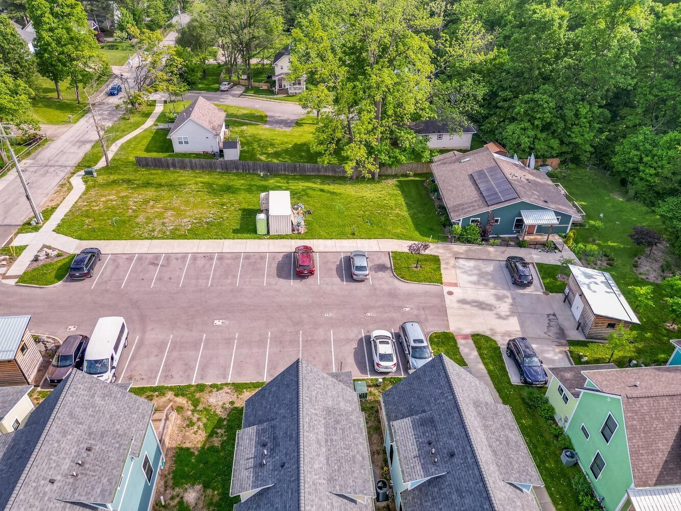 1309 East Short Street Bloomington, IN 47401 - Photo 5 of 14