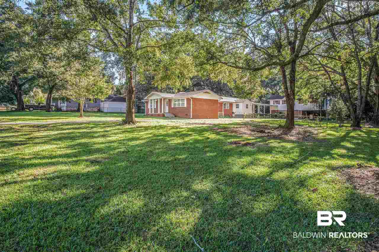 7441 Pinewood Drive Theodore, AL 36582 - Photo 3 of 30