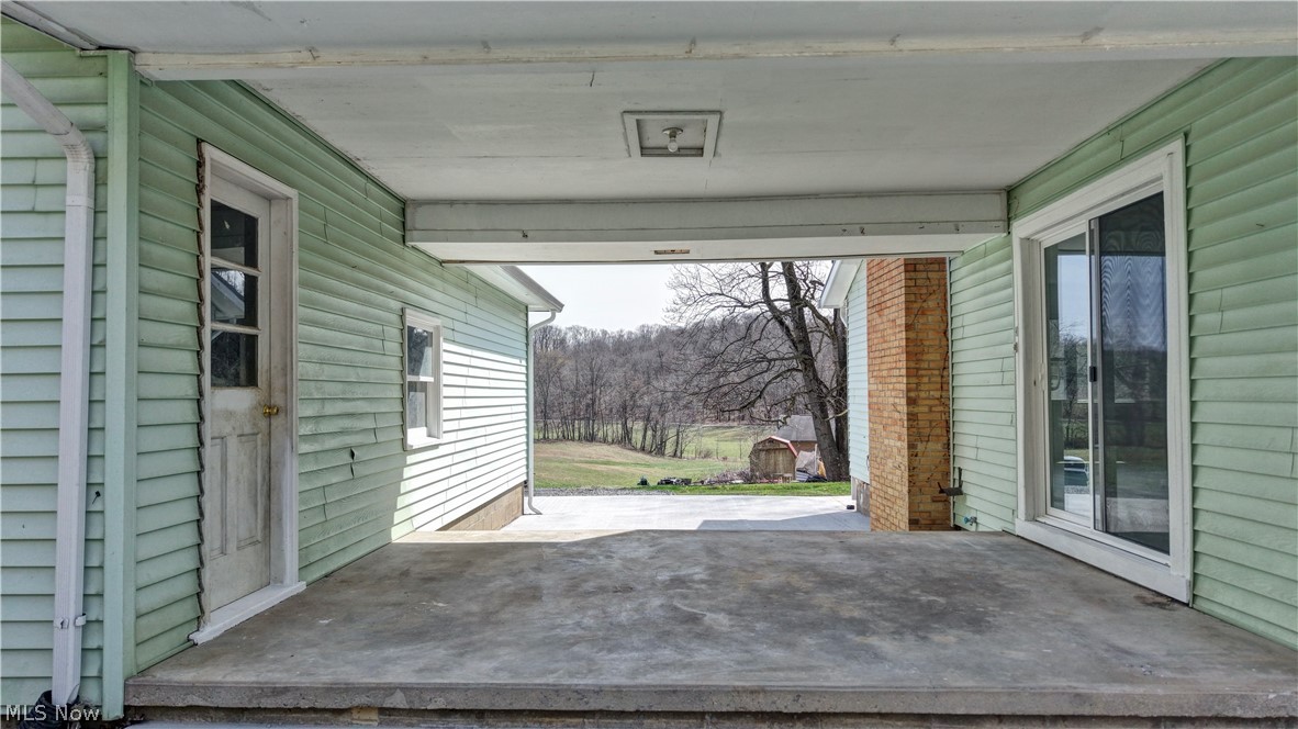 3265 York View Road Southwest New Philadelphia, OH 44663 - Photo 32 of 45 View of patio