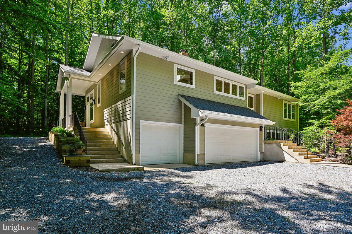 3633 Patuxent River Road Davidsonville, MD 21035 - Photo 2 of 85 Privately Situated Contemporary on 2.32 Acres
