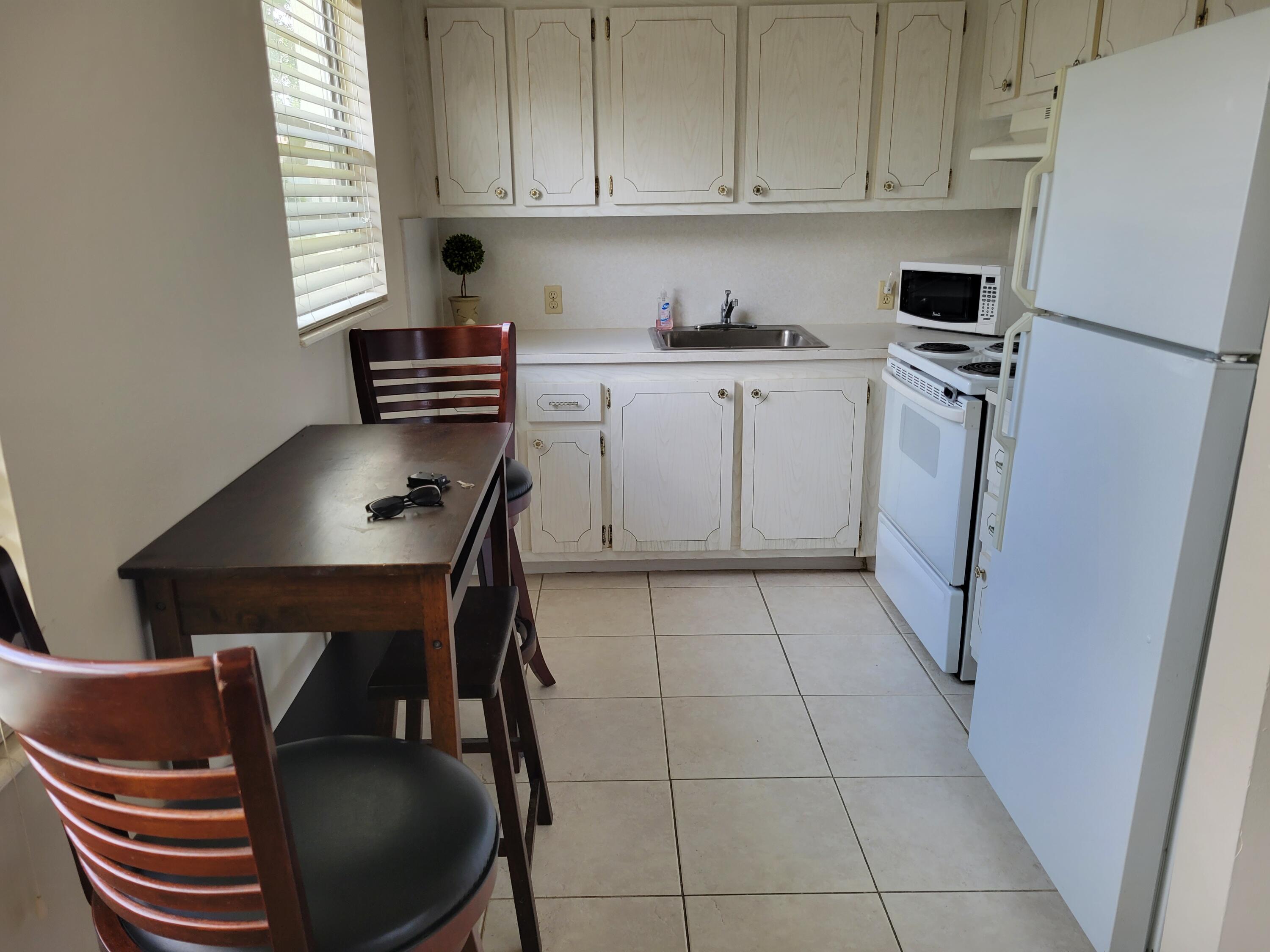 417 Mansfield I, Unit 417 Boca Raton, FL 33434 - Photo 9 of 50 20230506_142014