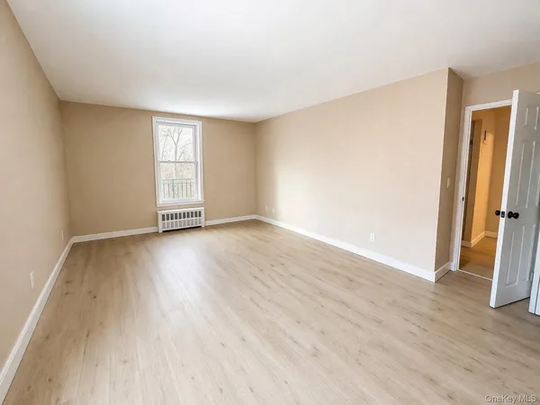 $235,000 | 245 Rumsey Road, Unit 3E, Yonkers, NY 10701