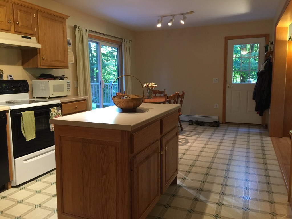 72 Mountain Road Erving, MA 01344 - Photo 7 of 27 Gallery Image 7