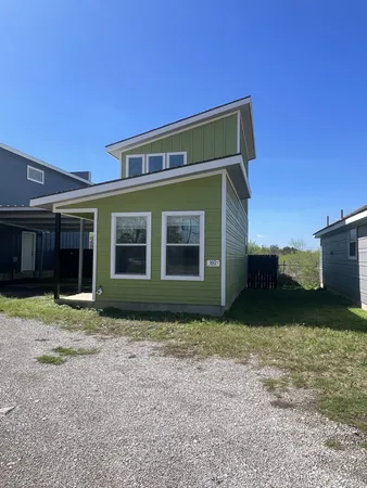 $1,550 | 160 Pope Bend South, Unit D, Cedar Creek, TX 78612