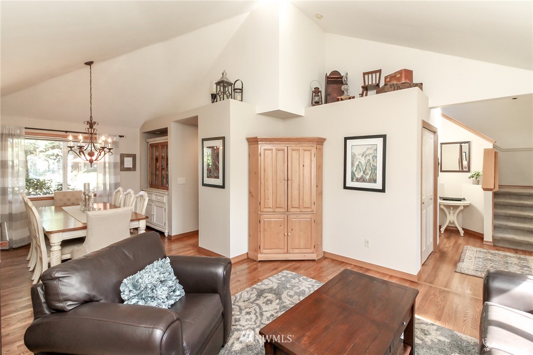 2011 239th Place Southeast Bothell, WA 98021 - Photo 15 of 31