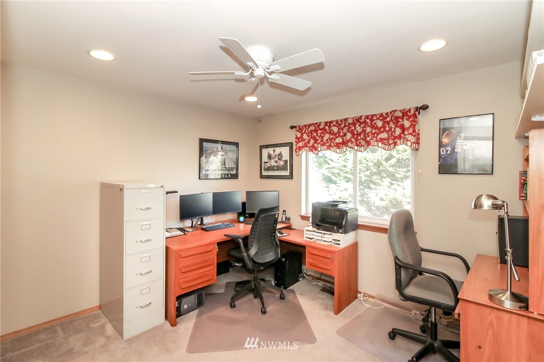 2011 239th Place Southeast Bothell, WA 98021 - Photo 22 of 31