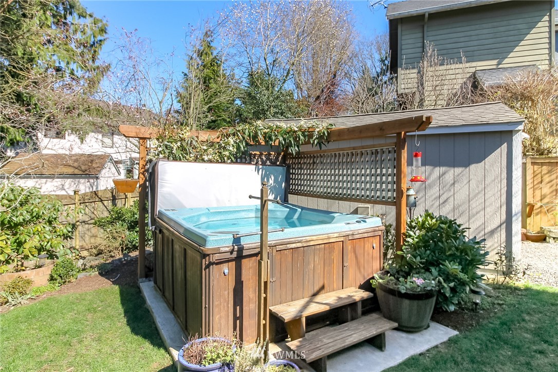 2011 239th Place Southeast Bothell, WA 98021 - Photo 27 of 31