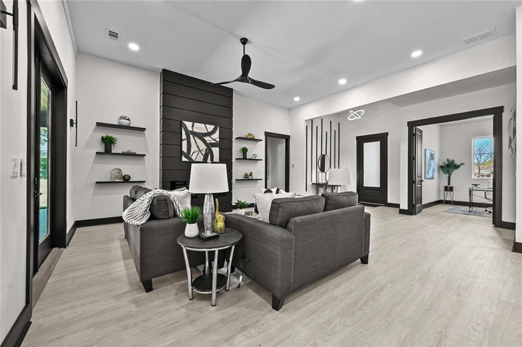 6183 Redan Road Lithonia, GA 30058 - Photo 7 of 40