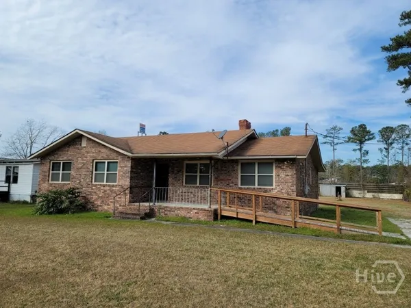 $1,500 | 127 Laurel Street, Richmond Hill, GA 31324