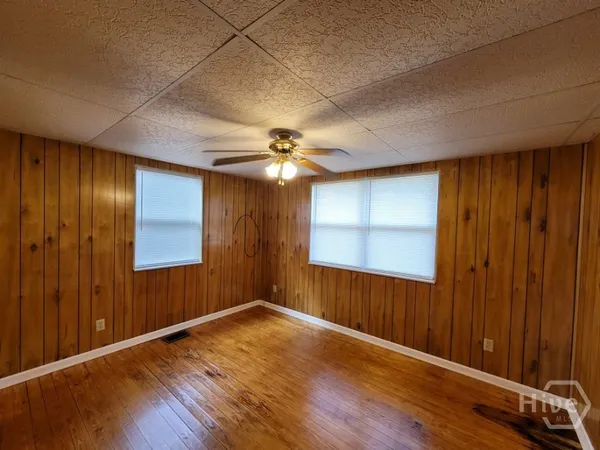 $1,500 | 127 Laurel Street, Richmond Hill, GA 31324