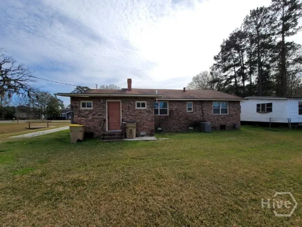 $1,500 | 127 Laurel Street, Richmond Hill, GA 31324
