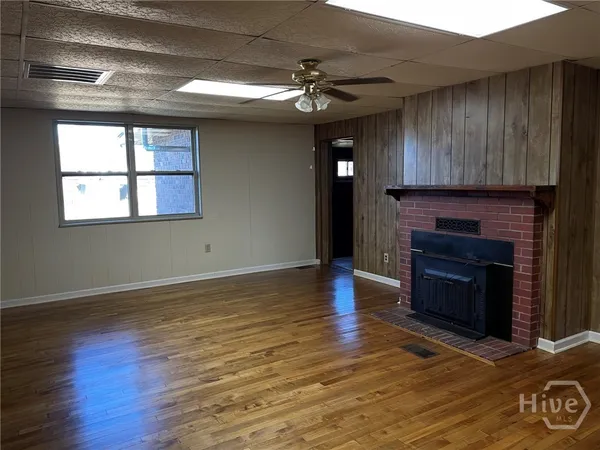 $1,500 | 127 Laurel Street, Richmond Hill, GA 31324