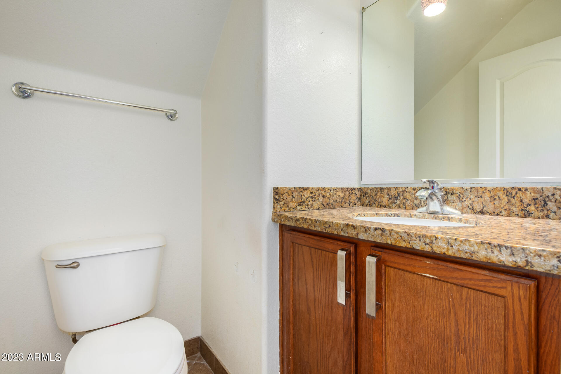 9409 West Jamestown Road Phoenix, AZ 85037 - Photo 14 of 27 0019-19 Jamestown