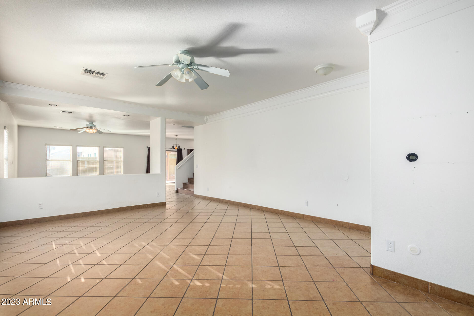9409 West Jamestown Road Phoenix, AZ 85037 - Photo 6 of 27 0007-7 Jamestown