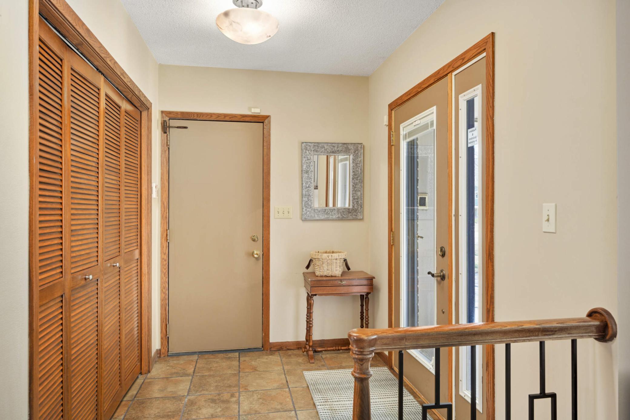 6015 View Lane Edina, MN 55436 - Photo 5 of 58