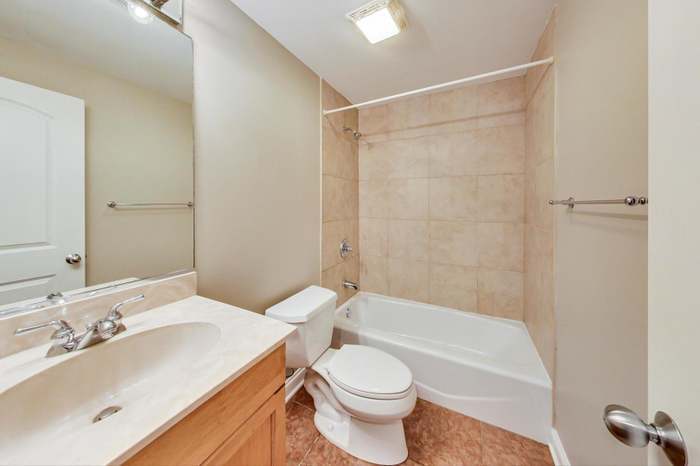 1302 West Fillmore Street, Unit 2 Chicago, IL 60607 - Photo 21 of 26 Gallery Image 21