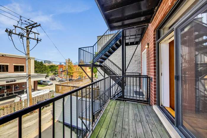 1302 West Fillmore Street, Unit 2 Chicago, IL 60607 - Photo 25 of 26 Gallery Image 25
