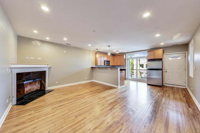 1302 West Fillmore Street, Unit 2 Chicago, IL 60607 - Photo 5 of 26 Gallery Image 5