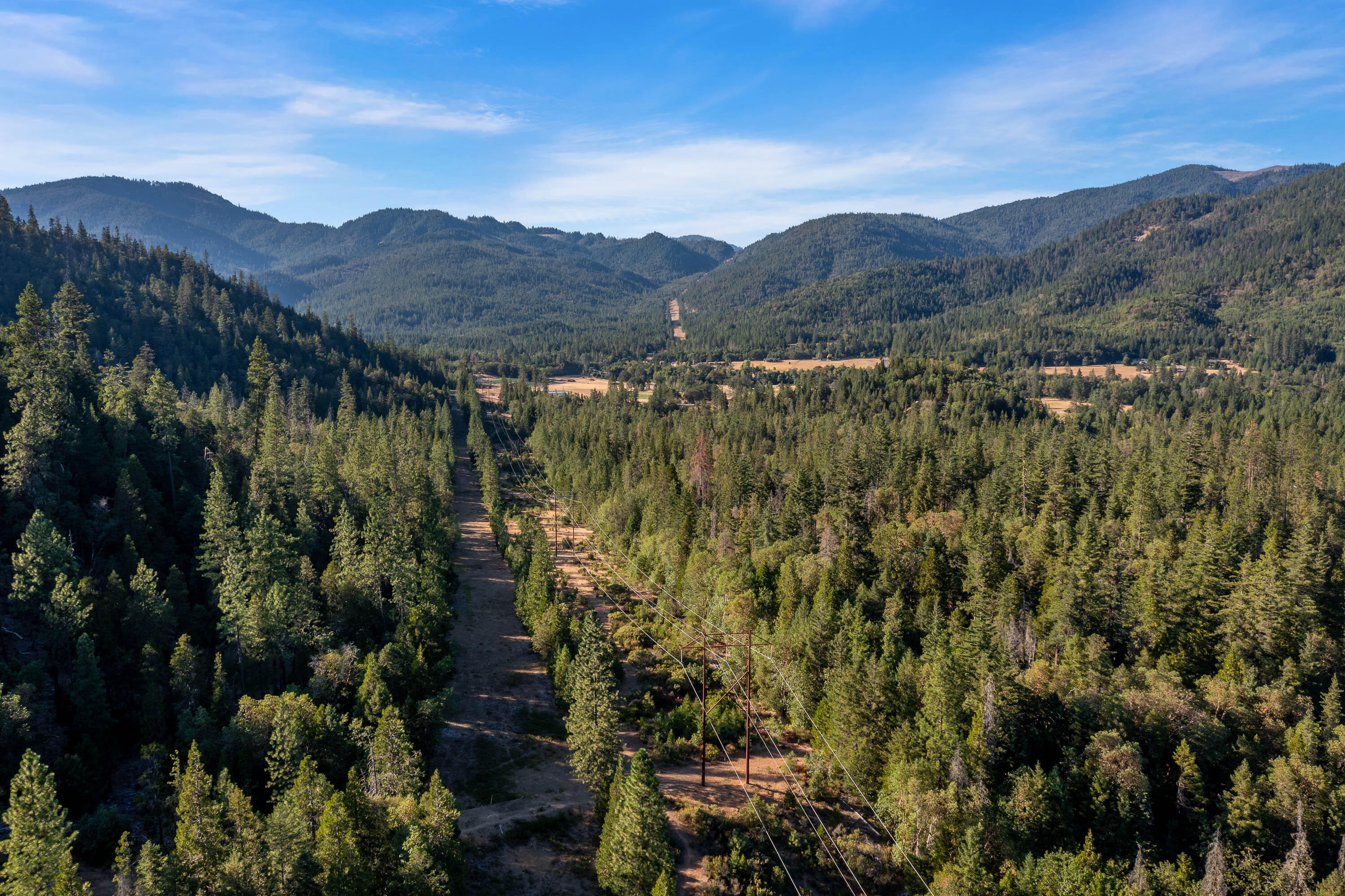 3140 Winona Road Grants Pass, OR 97526 - Photo 4 of 34 DRONE (1 of 8)