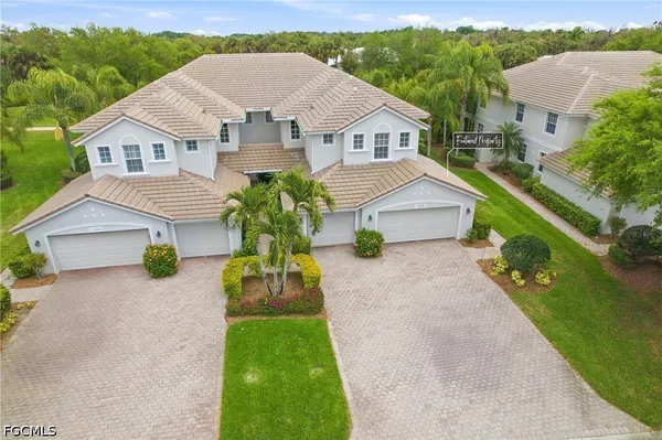 $274,900 | 13081 Pebblebrook Point Circle, Unit 102, Fort Myers, FL 33905