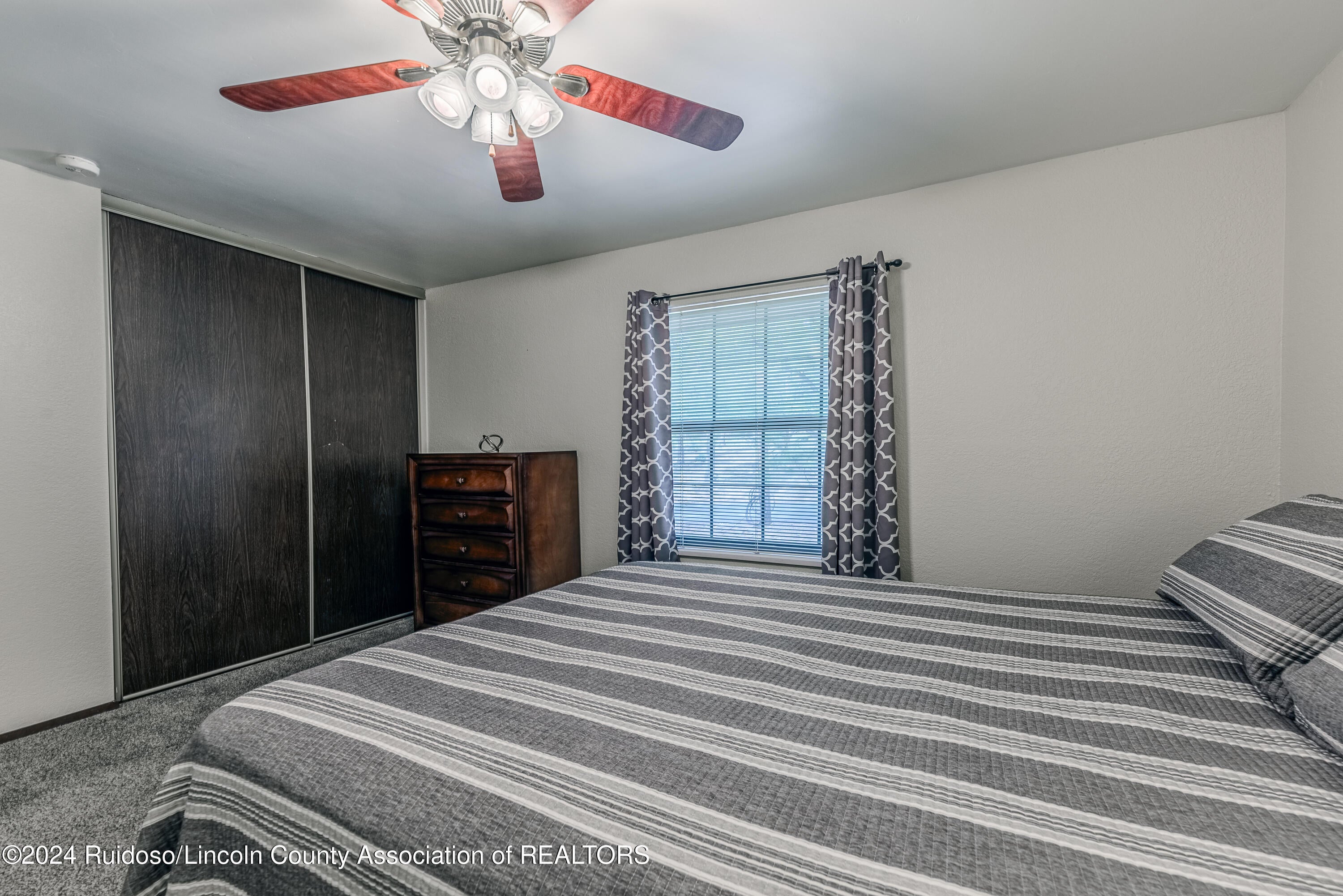 120 Lower Terrace Drive, Unit 15 Ruidoso, NM 88345 - Photo 25 of 42 120 Lower Terrace New-25