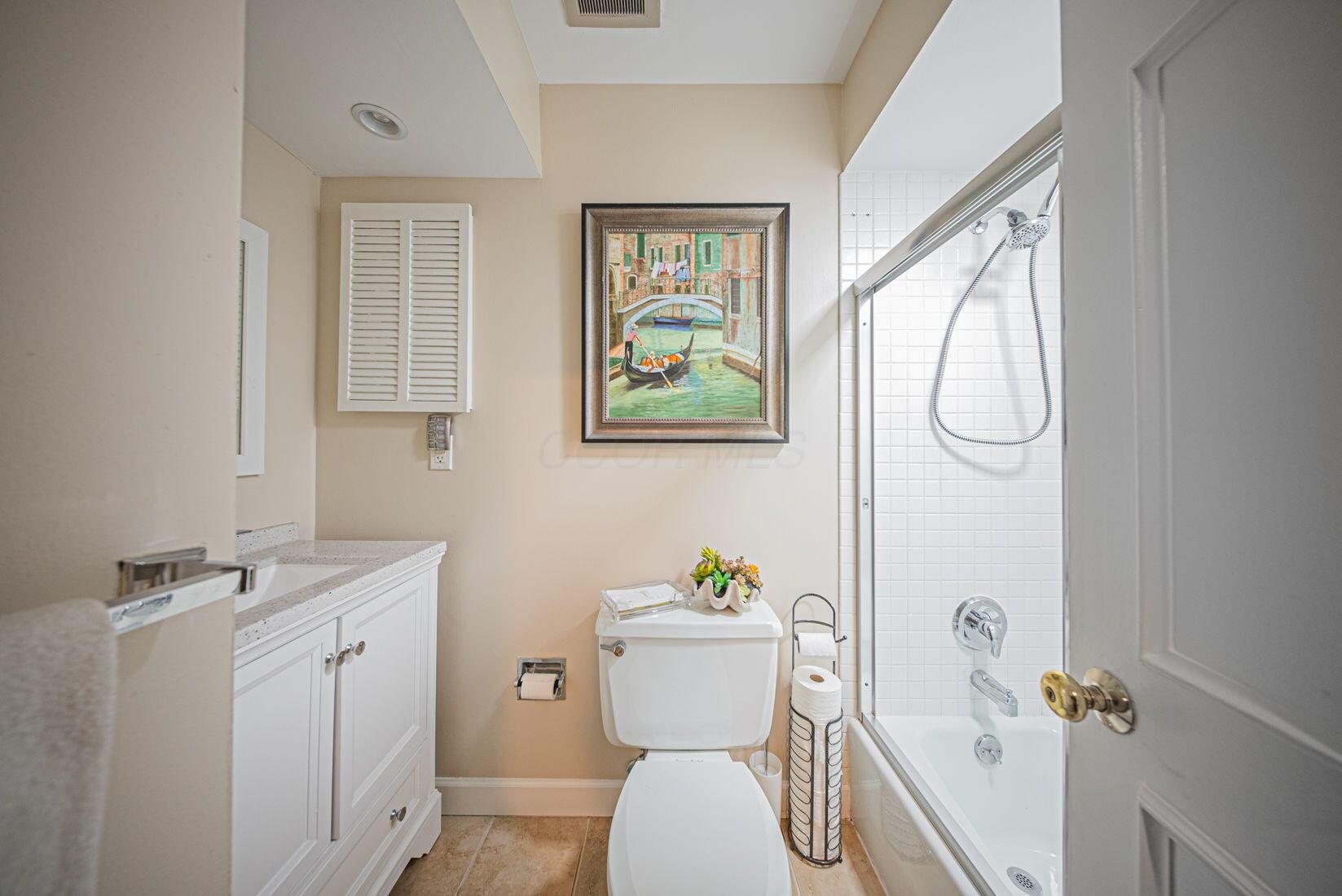 3600 Reed Road, Unit 16 Columbus, OH 43220 - Photo 21 of 45 24-web-or-mls-Maria Milligan - 3600 Reed