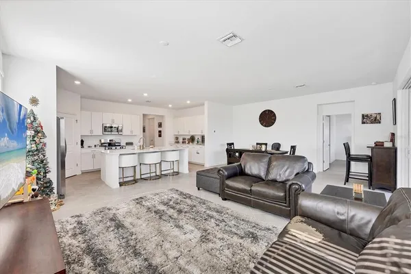 $2,800 | 11314 Pinot Drive, Venice, FL 34293