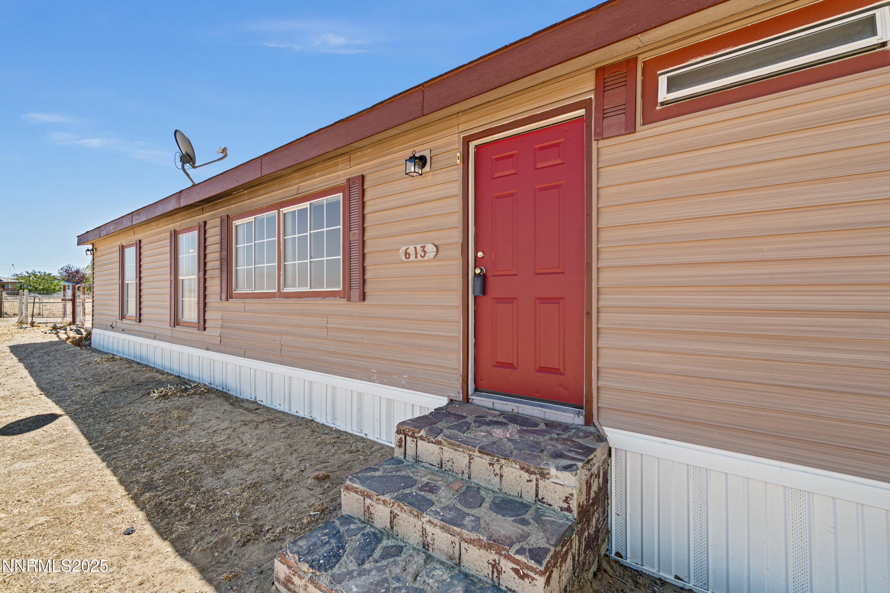 613 Pete Hendrichs Road Yerington, NV 89447 - Photo 4 of 28 DSC08939