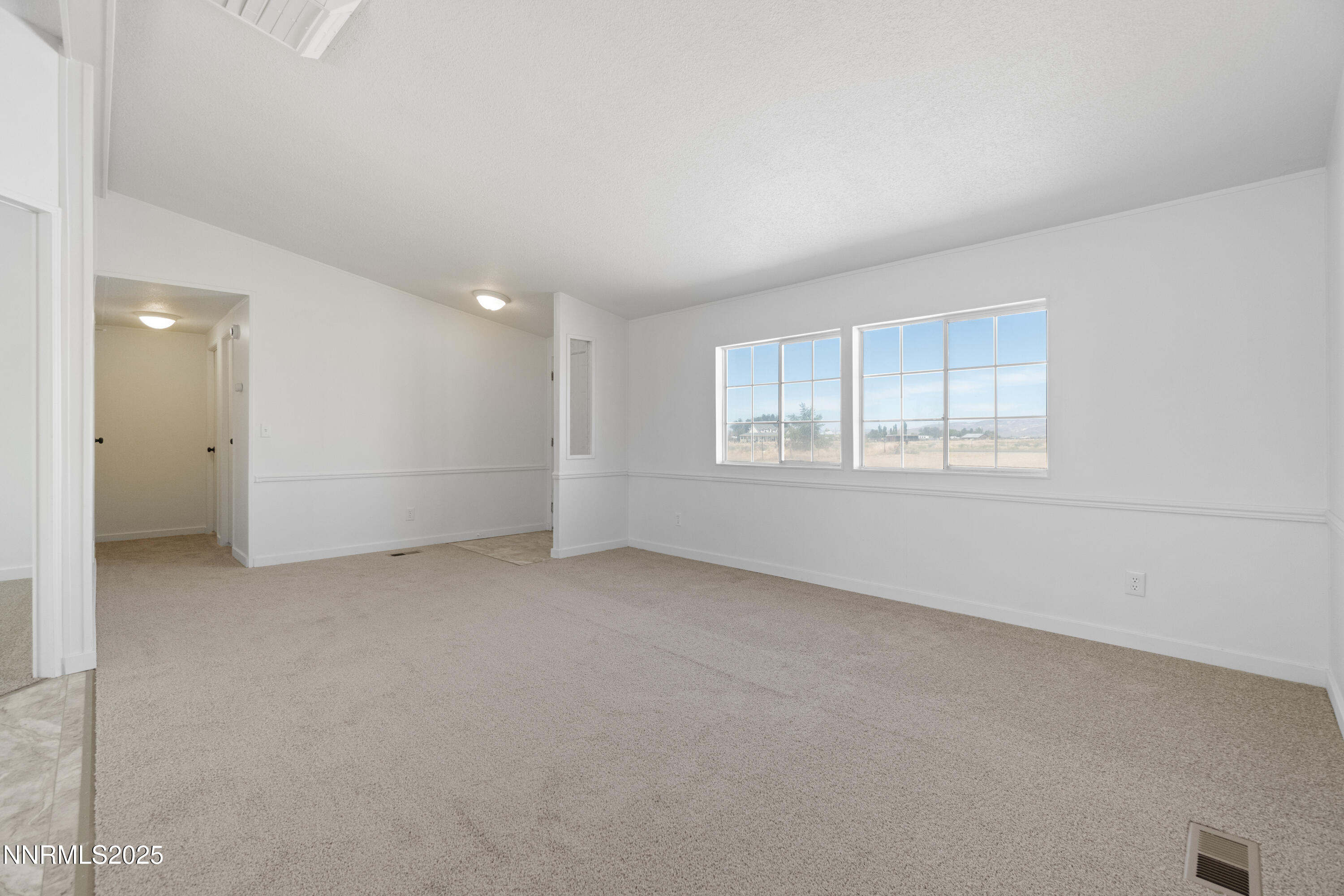 613 Pete Hendrichs Road Yerington, NV 89447 - Photo 7 of 28 DSC08959