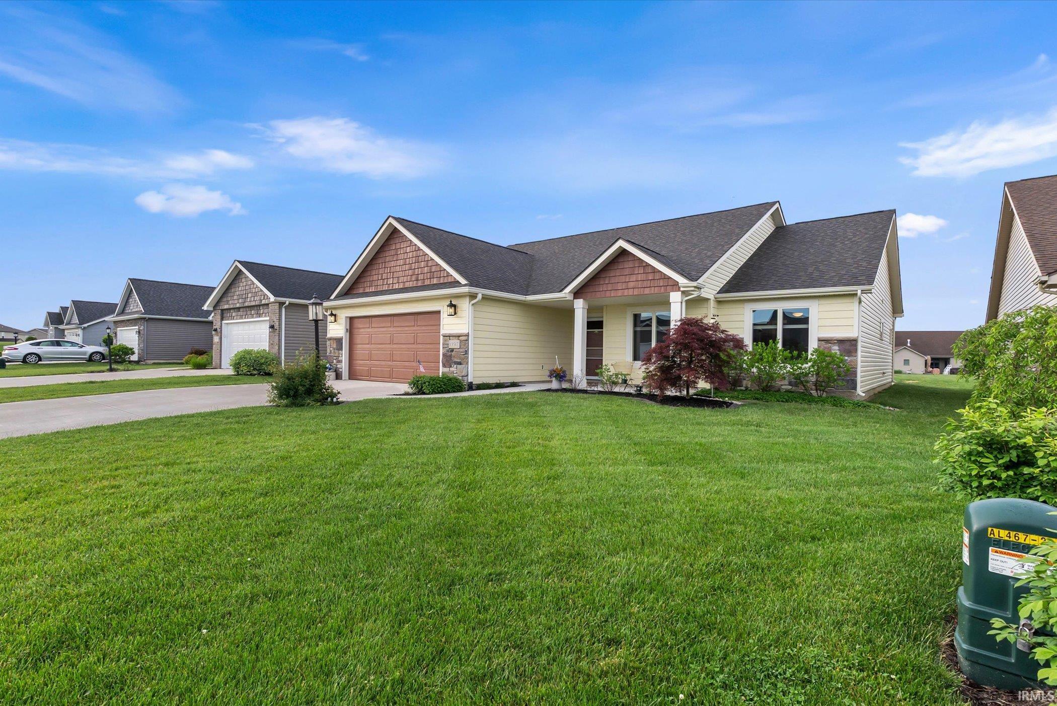 13517 Slate Ridge Court Fort Wayne, IN 46814 - Photo 2 of 33