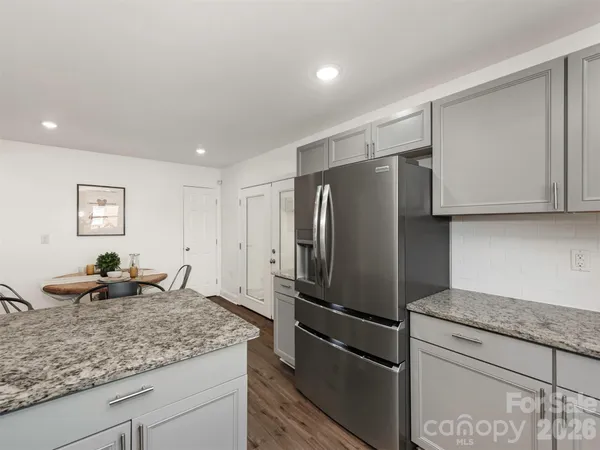 $499,000 | 4014 Fieldcrest Road, Charlotte, NC 28217