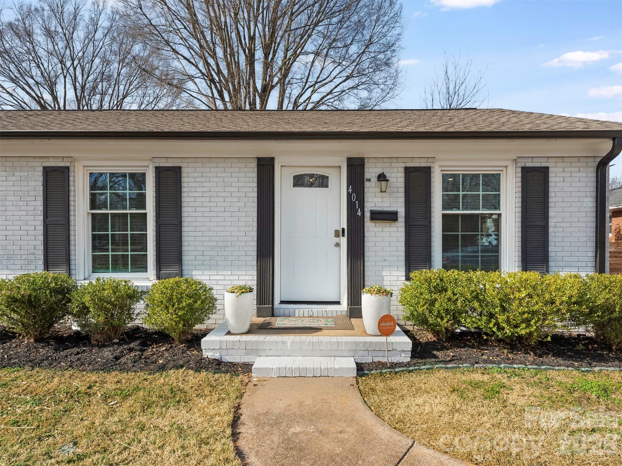 4014 Fieldcrest Road Charlotte, NC 28217 - Photo 2 of 36