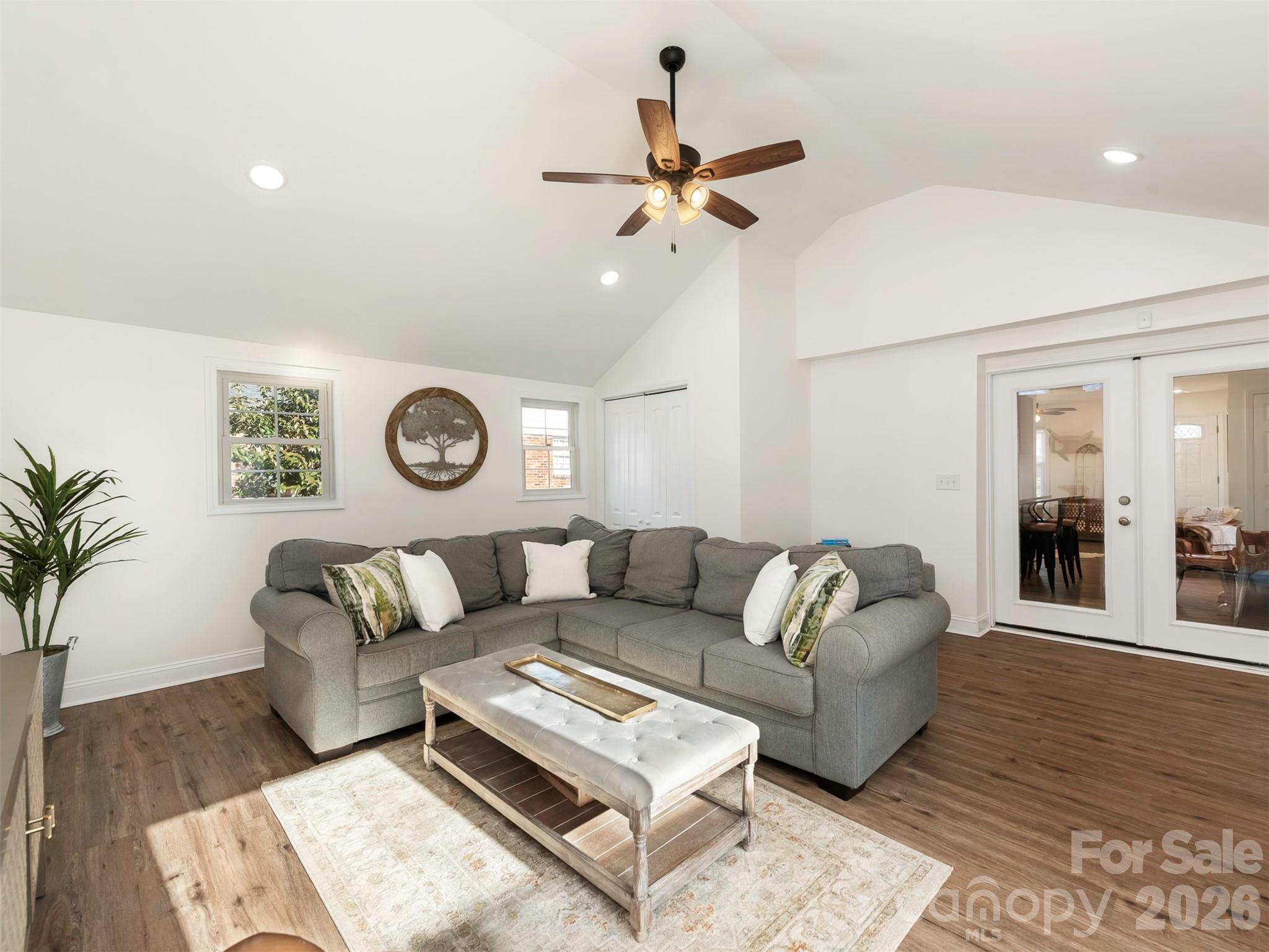 4014 Fieldcrest Road Charlotte, NC 28217 - Photo 28 of 36