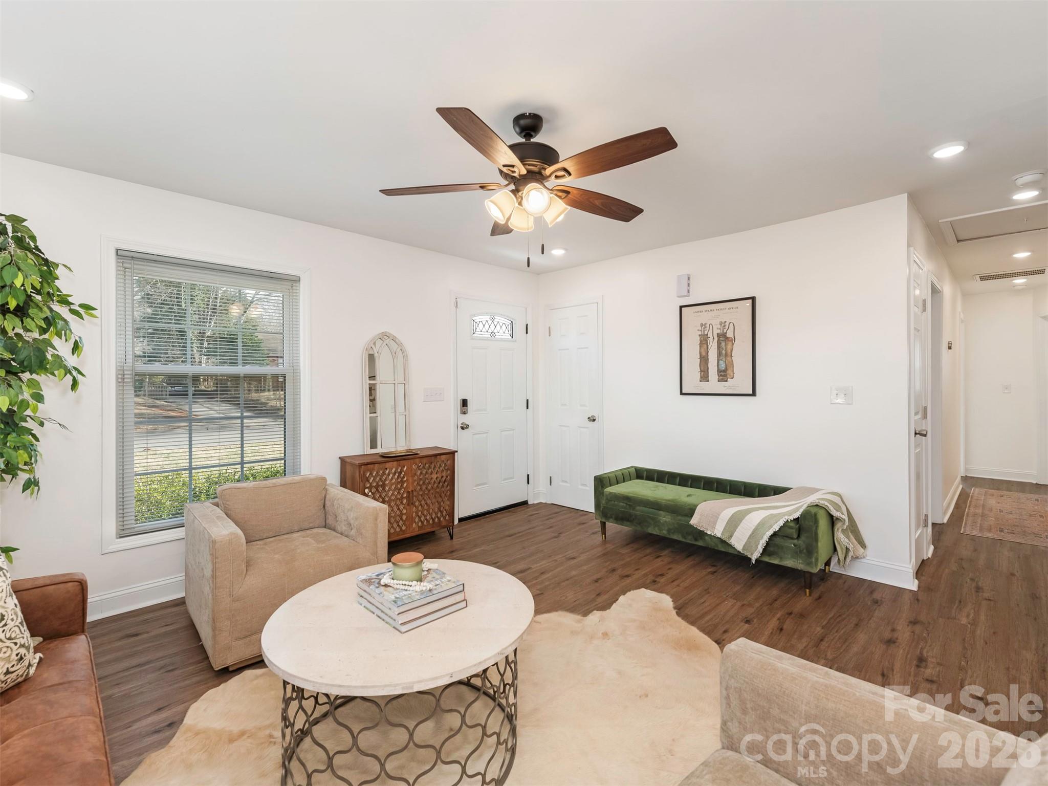 4014 Fieldcrest Road Charlotte, NC 28217 - Photo 6 of 36