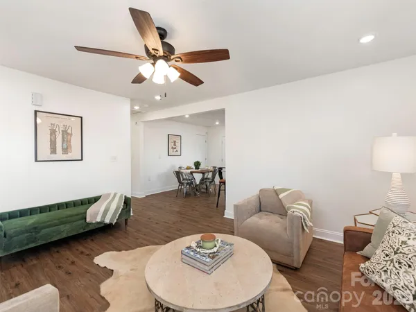 $499,000 | 4014 Fieldcrest Road, Charlotte, NC 28217