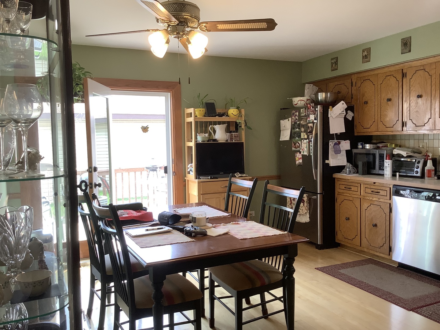 10653 Parkside Avenue Chicago Ridge, IL 60415 - Photo 10 of 43 Gallery Image 10