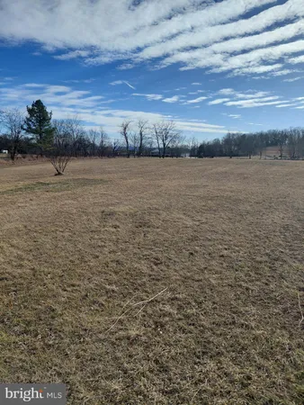 $45,000 | 72 Beagle Boot Lane, Maysville, WV 26833