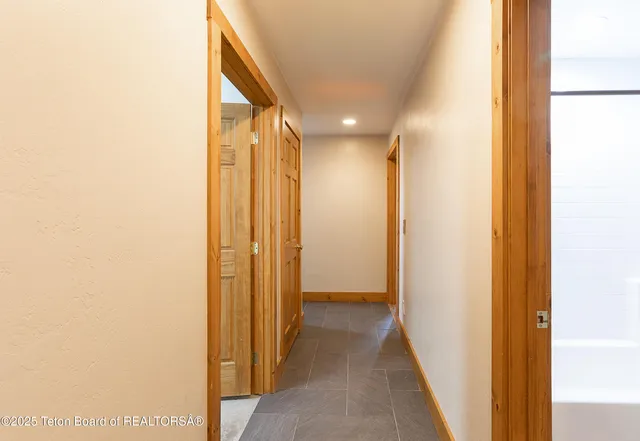 $695,000 | 505 Forest Cir Drive, Alpine, WY 83128