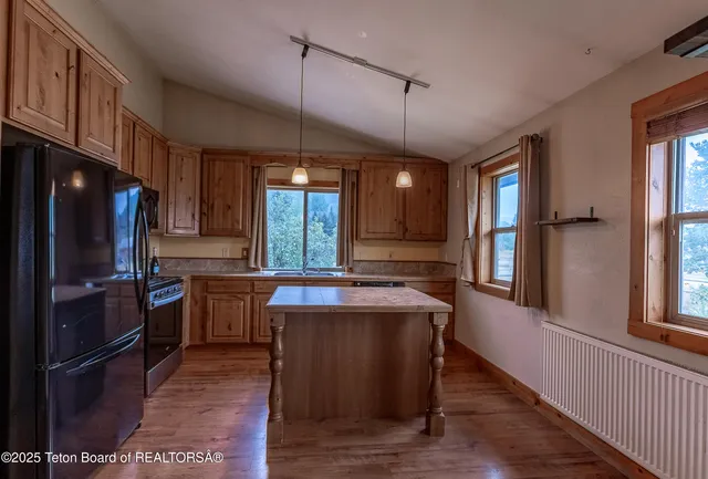 $695,000 | 505 Forest Cir Drive, Alpine, WY 83128