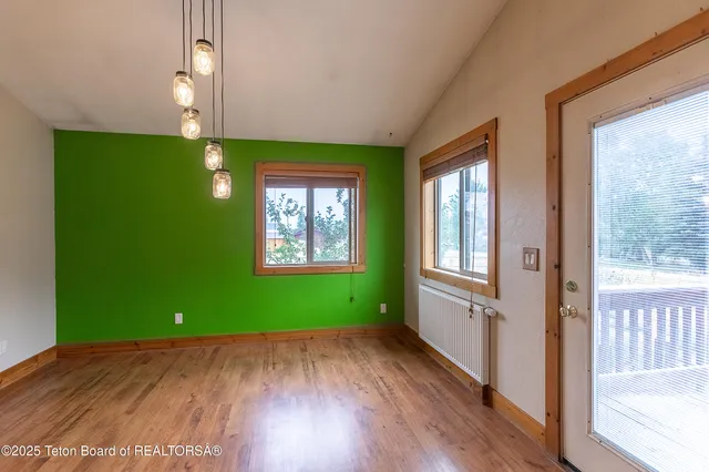 $695,000 | 505 Forest Cir Drive, Alpine, WY 83128