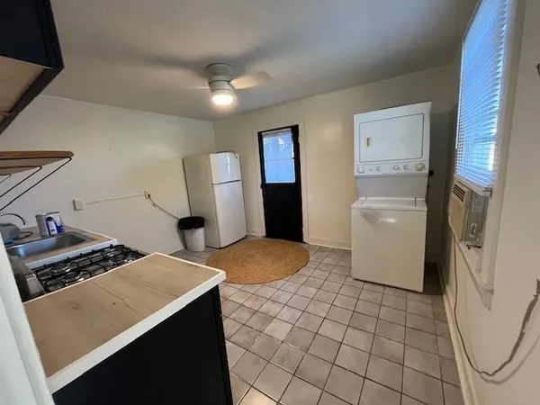 $1,350 | 8129 Maple Street, New Orleans, LA 70118