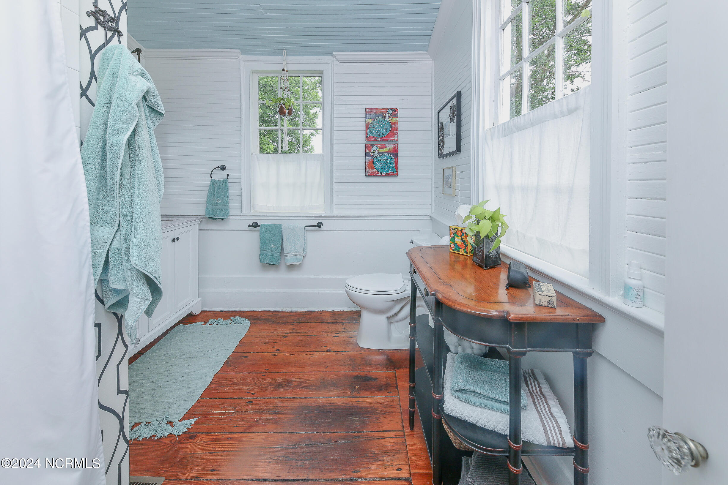 398 New Hope Road Hertford, NC 27944 - Photo 28 of 72 Primary bedroom bathroom