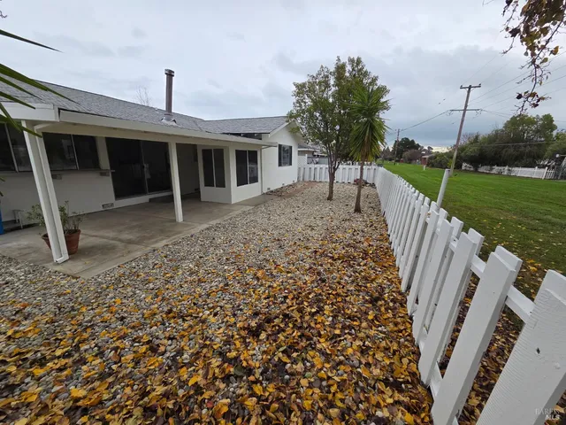 a house view with a outdoor space